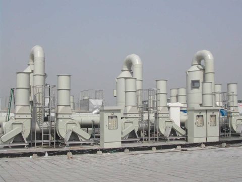 Vì sao xử lý khí thải là yếu tố bắt buộc trong sản xuất bền vững?